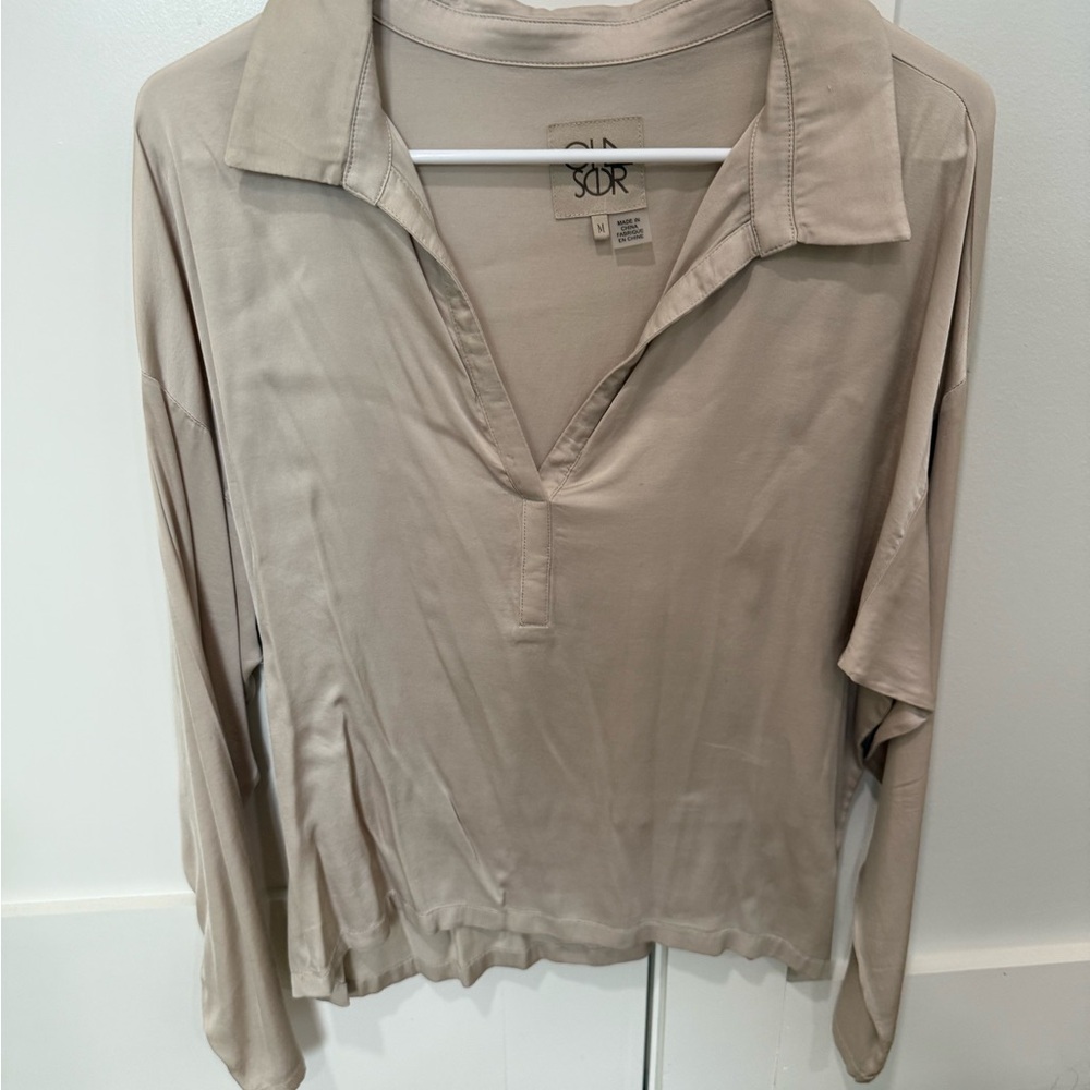 Chaser Women's Beige Long Sleeve Top